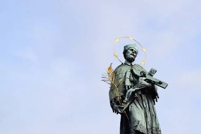 Nepomuk Karlsbrücke - Karlsbrücke Statuen